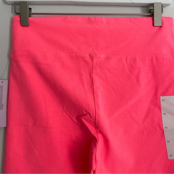 WILD FABLE NWOT Women's High-Rise Bike Shorts Vibrant Pink Color - Picture 4 of 5